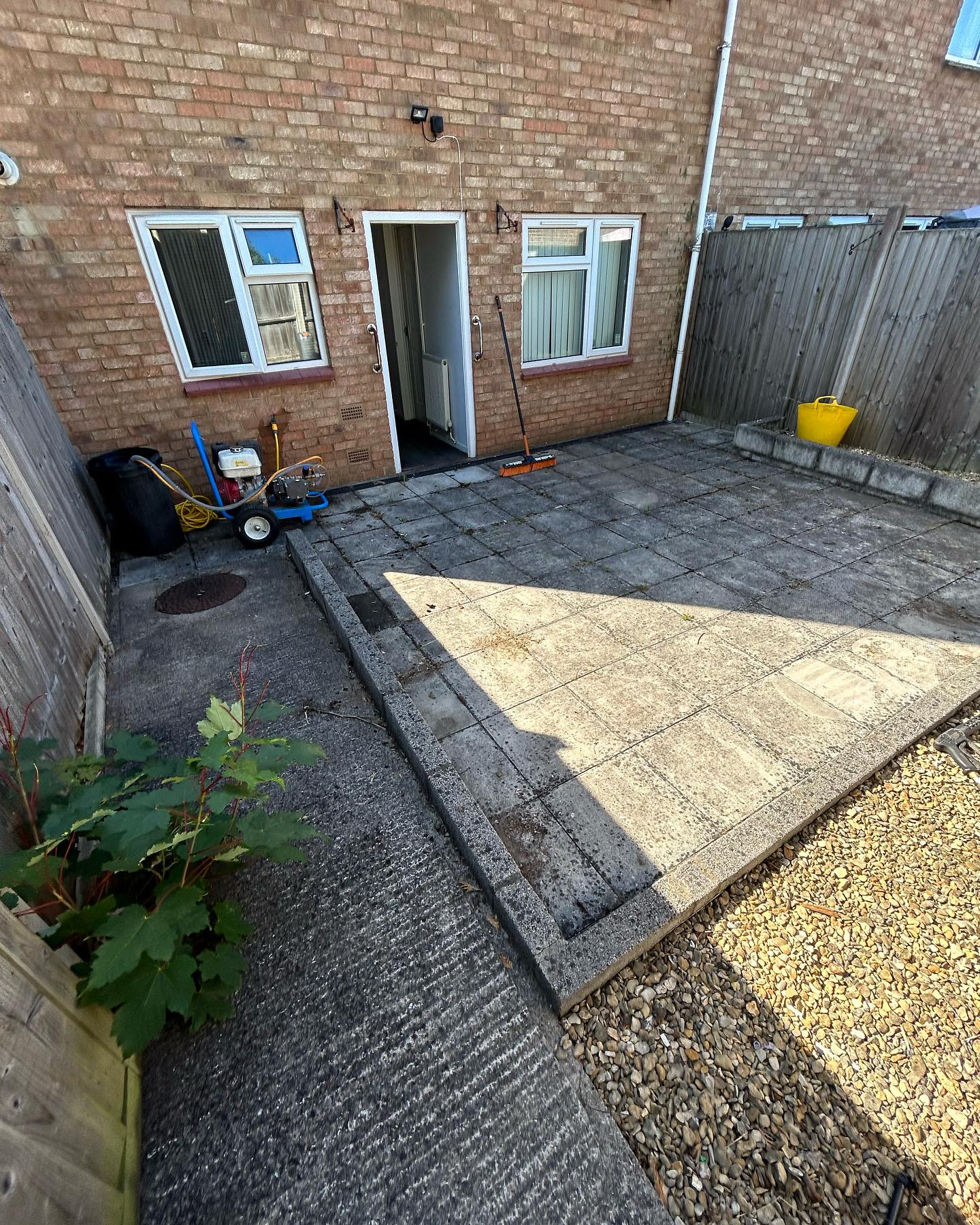 477306398_599119696319848_5157643434727398515_n pressure washing